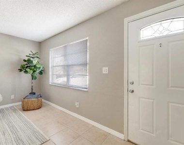 2140 S Palmetto Avenue - Photo Thumbnail 3