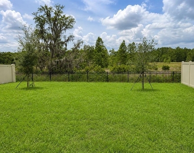 654 Park Place Blvd - Photo Thumbnail 2