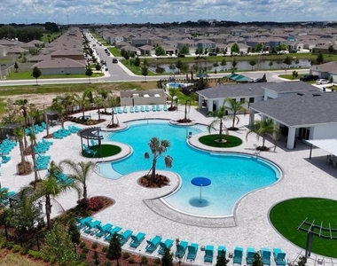 654 Park Place Blvd - Photo Thumbnail 21