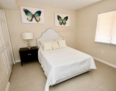 1350 Virginia Avenue - Photo Thumbnail 7