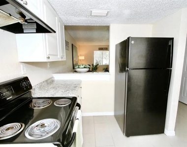 1350 Virginia Avenue - Photo Thumbnail 6