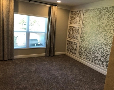 5512 Windsong Oak Drive - Photo Thumbnail 5