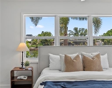 805 Leisey Circle - Photo Thumbnail 17