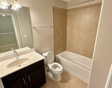 8569 Vedder Lane - Photo Thumbnail 11