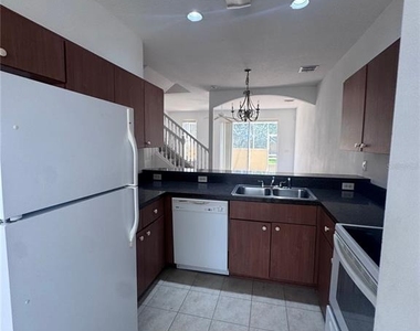1194 S Beach Circle - Photo Thumbnail 5