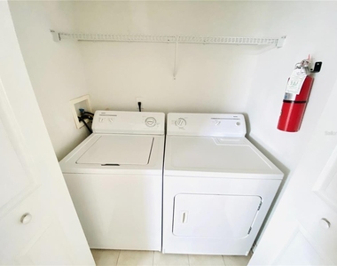 1194 S Beach Circle - Photo Thumbnail 16