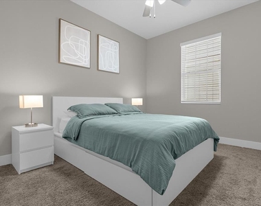 7962 Rumney Lane - Photo Thumbnail 14