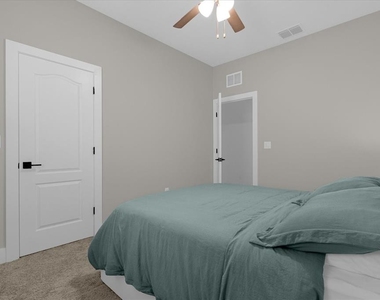 7962 Rumney Lane - Photo Thumbnail 13