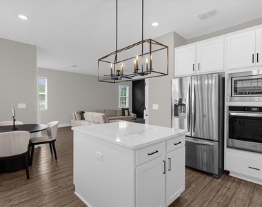 7962 Rumney Lane - Photo Thumbnail 9