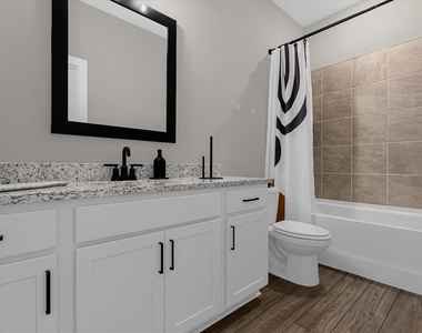 7962 Rumney Lane - Photo Thumbnail 15
