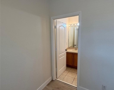 10328 Manderley Way - Photo Thumbnail 14
