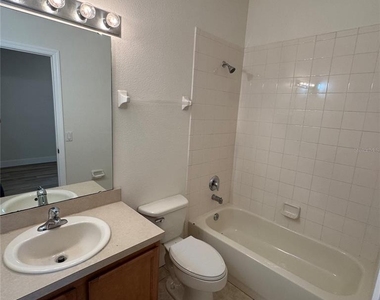 10328 Manderley Way - Photo Thumbnail 15