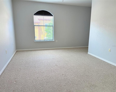 6131 Metrowest Boulevard - Photo Thumbnail 12