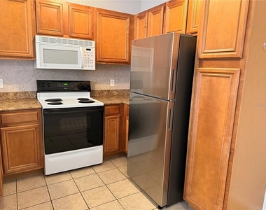 6131 Metrowest Boulevard - Photo Thumbnail 6