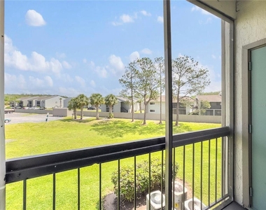 2130 Cascades Boulevard - Photo Thumbnail 19