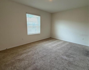 1264 Yellow Finch Drive - Photo Thumbnail 15