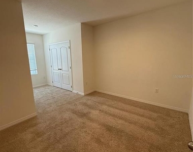 1264 Yellow Finch Drive - Photo Thumbnail 12