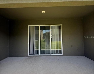1264 Yellow Finch Drive - Photo Thumbnail 16