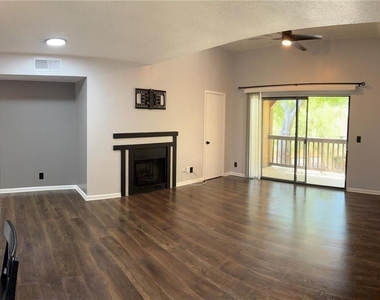 465 Forestway Circle - Photo Thumbnail 1