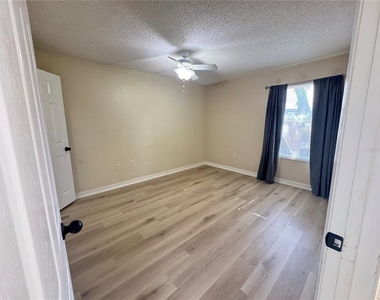 615 Dory Lane - Photo Thumbnail 21