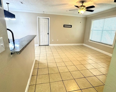 615 Dory Lane - Photo Thumbnail 4
