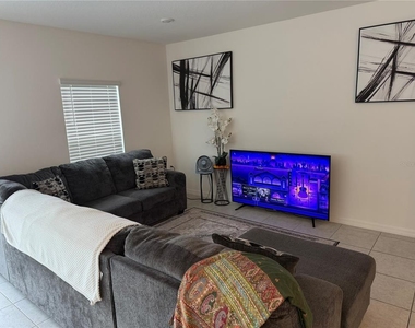3623 Majestic Drive - Photo Thumbnail 2