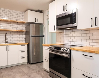 600 Nw 36th Drive - Photo Thumbnail 14