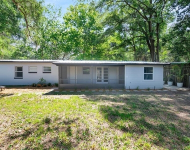 600 Nw 36th Drive - Photo Thumbnail 26