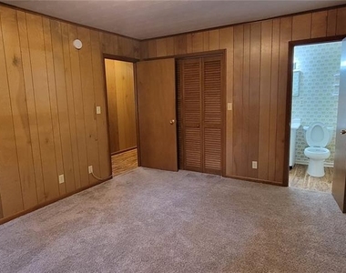 141 Se 59th Street - Photo Thumbnail 18