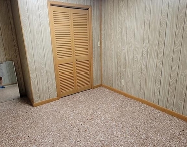 141 Se 59th Street - Photo Thumbnail 26