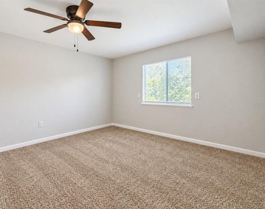 111 Se 16th Avenue - Photo Thumbnail 12