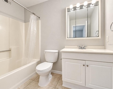 111 Se 16th Avenue - Photo Thumbnail 13