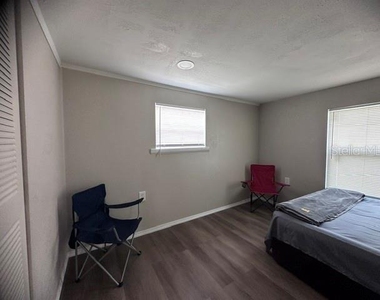 1215 Manor Drive - Photo Thumbnail 23