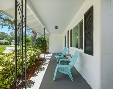 1426 Crestview Drive - Photo Thumbnail 32