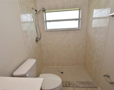 11 Zenith Court - Photo Thumbnail 24