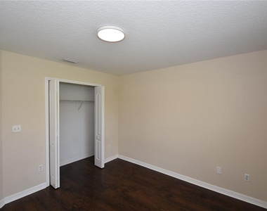 11 Zenith Court - Photo Thumbnail 26