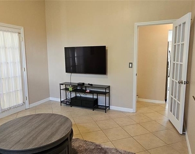 1923 Sw 26th Street - Photo Thumbnail 35