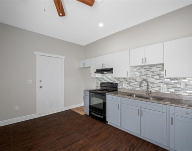 2118 W Palmetto Street - Photo Thumbnail 14