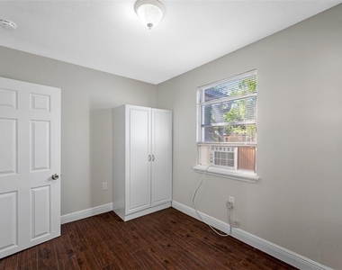 2118 W Palmetto Street - Photo Thumbnail 21