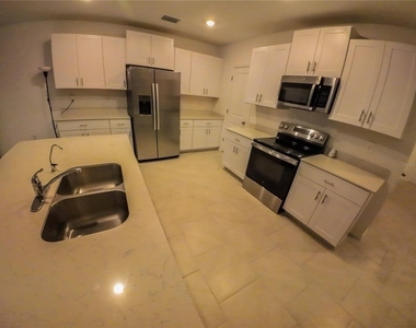 12442 Amber Waves Road - Photo Thumbnail 2