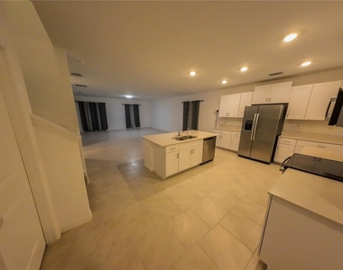 12442 Amber Waves Road - Photo Thumbnail 4