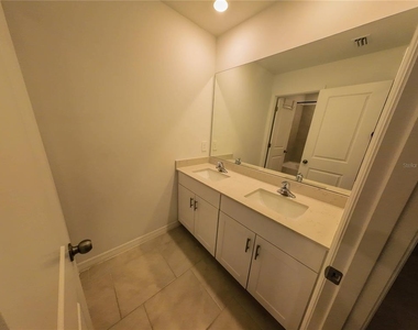 12442 Amber Waves Road - Photo Thumbnail 12