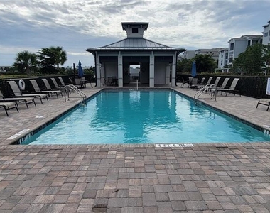14051 Heritage Landing Boulevard - Photo Thumbnail 14