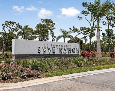 8520 Daybreak Street - Photo Thumbnail 12