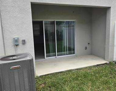 8520 Daybreak Street - Photo Thumbnail 4