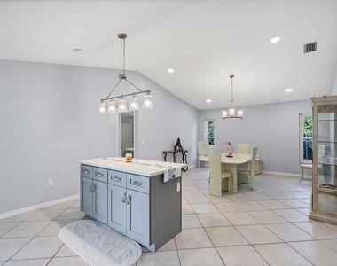 12411 Cole Avenue - Photo Thumbnail 14