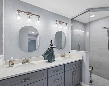 12411 Cole Avenue - Photo Thumbnail 22