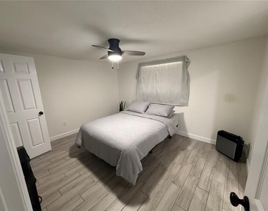 4039 Velarde Lane - Photo Thumbnail 10