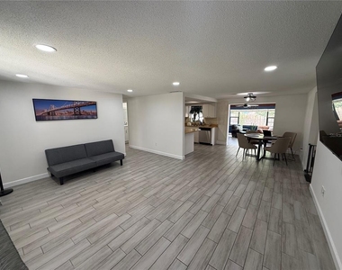 4039 Velarde Lane - Photo Thumbnail 2