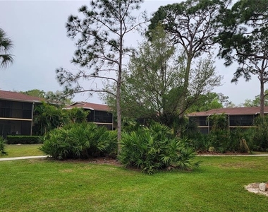 960 Lacosta Circle - Photo Thumbnail 16